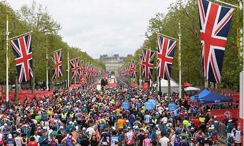 英国马拉松_英国马拉松仅一人完成比赛第二名带着五千人跑错路